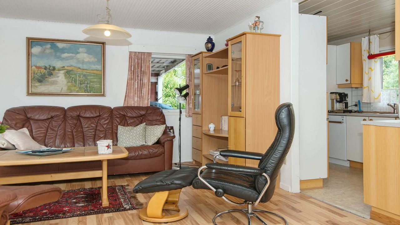 Indoor Indoor